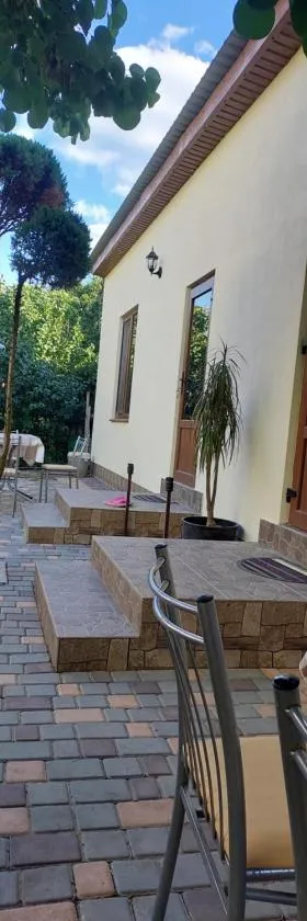 Гостевой дом Вилла Босфор, Hotel in Sanschijka