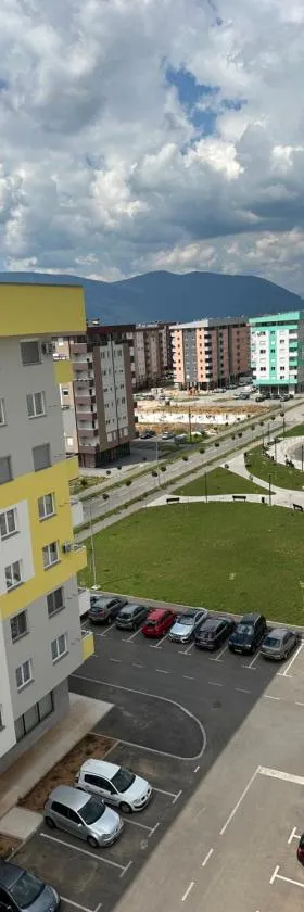 Sarajevo stan jezero, Hotel in Donje Mladice