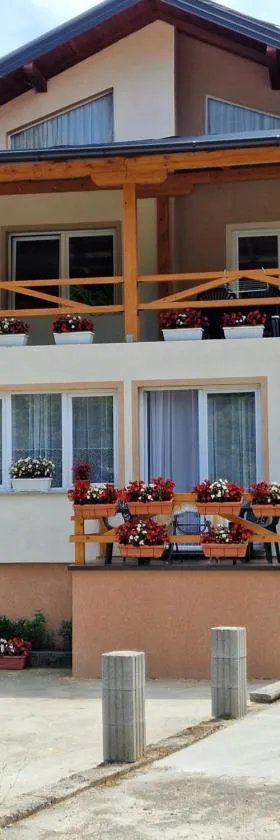 Studio Apartman SAJRA, Hotel in Kulen Vakuf