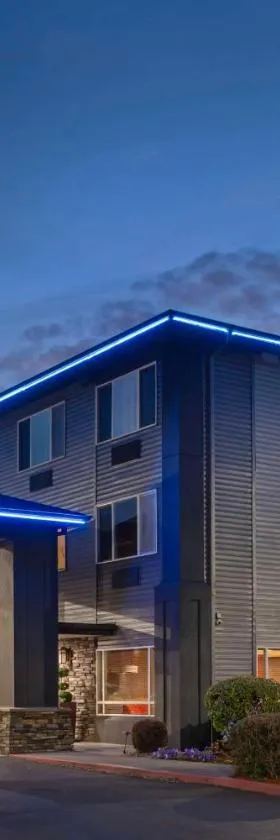 Best Western Cascade Inn & Suites, Hotel in Troutdale