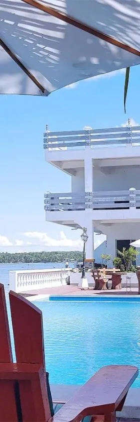 Casa Almarenzo Bed & Breakfast, Hotel in Bolinao