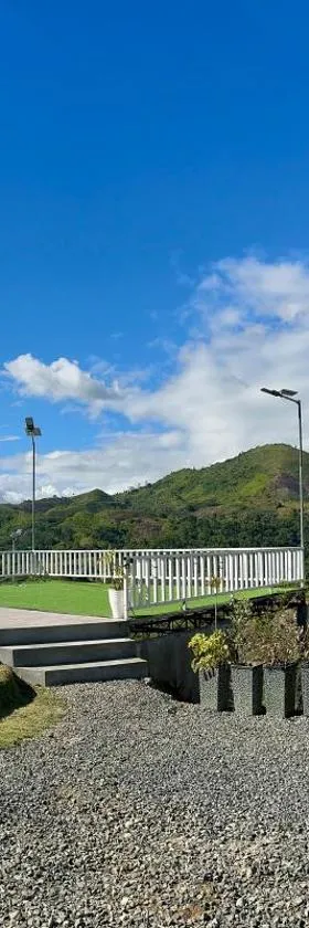 Remedios and Beverly Hills at Marilog, Buda, Hotel in Kayagan