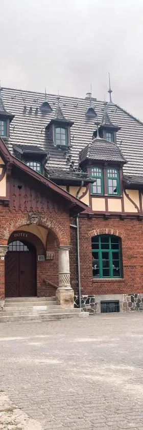 Die 10 besten Hotels in Jabel (Ab  100)