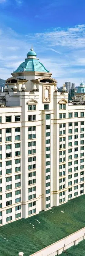 Waterfront Cebu City Hotel & Casino, Hotel in Cebu City