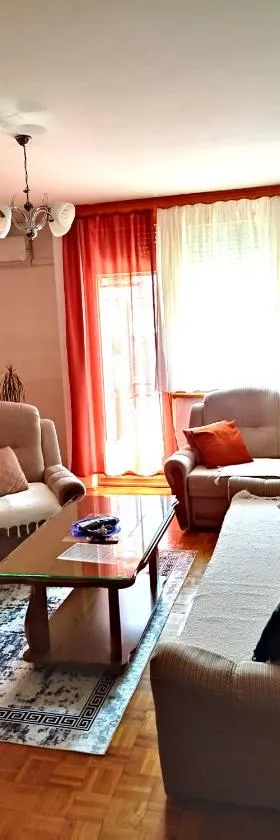 Apartman Emina, Hotel in Bosanska Krupa