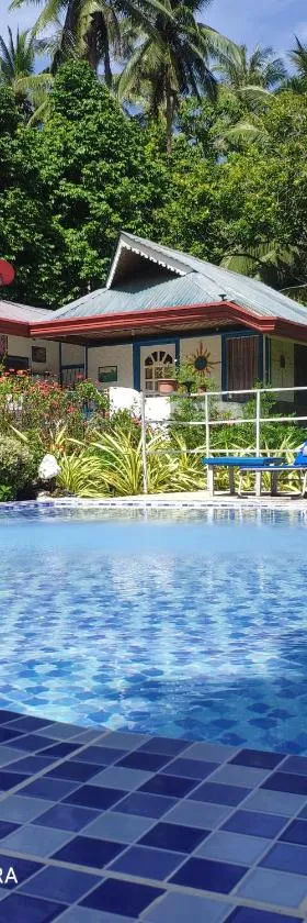 Sun House Rental, Hotel in Mambajao