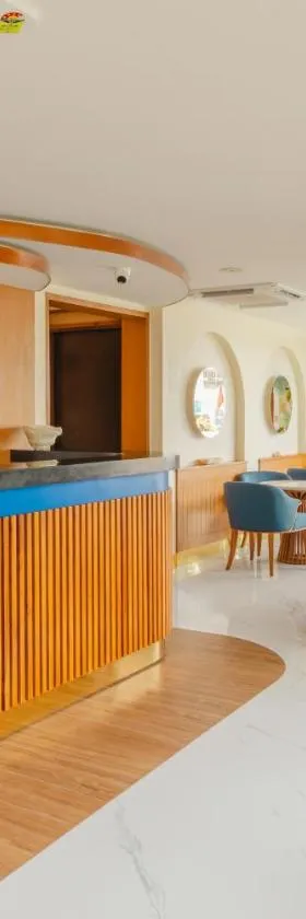 UMET Seaview Hotel with Free Airport Pick up and Drop T&C Apply, Hotel in Malé