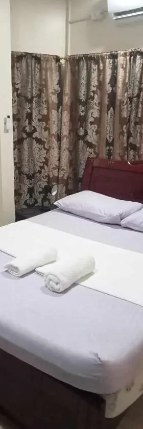 Loidas place, Hotel in Talisay