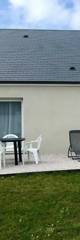 Maison 6-8 personnes 3 chambres, Hotel in Les Pieux
