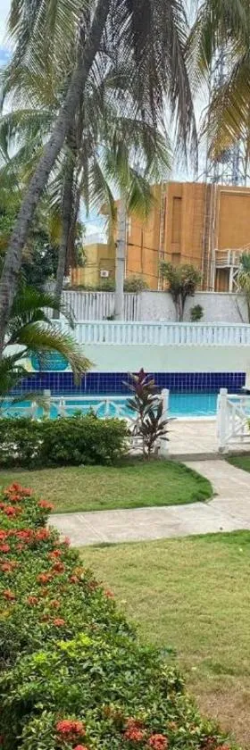 Finest Accommodation Renfrew Place Apt # 41 4--12 Renfrew Rd New Kgn, Hotel in New Kingston