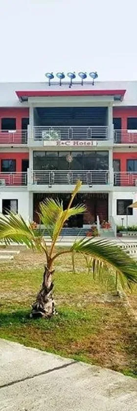 EC Hotel near Laoag Airport, Hotel in Laoag