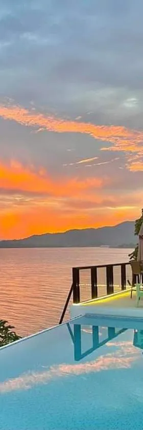 Cliff Haven Resort, Hotel in Jagna