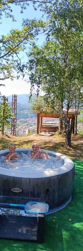Oaza Mira - Sakina Pecina, Hotel in Fojnica