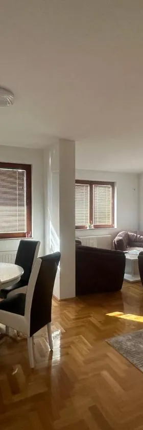 M apartman, Istočno Sarajevo, Lukavica, Hotel in Donje Mladice