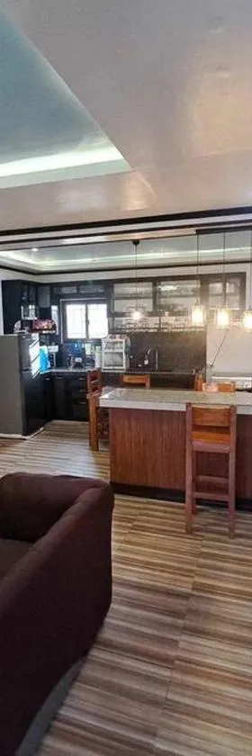 Anas Sweet Home w Wifi, Karaoke n Free Parking, Hotel in Alfonso