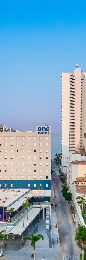 One Acapulco Costera, Hotel in Acapulco