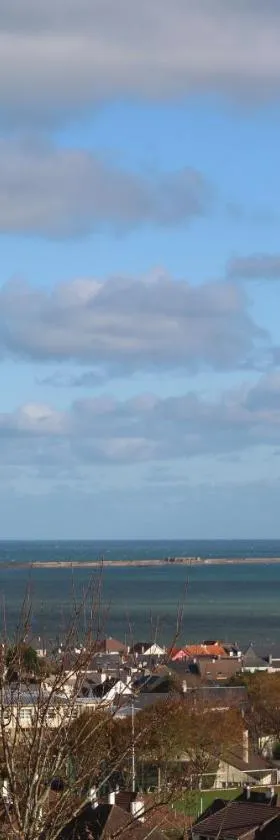Chambre d'hôtes vue sur mer, Hotel in Cherbourg-en-Cotentin