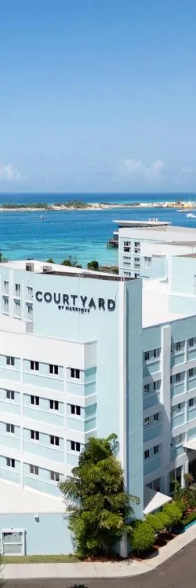 Courtyard by Marriott Nassau Downtown/Junkanoo Beach, Hotel in Nassau
