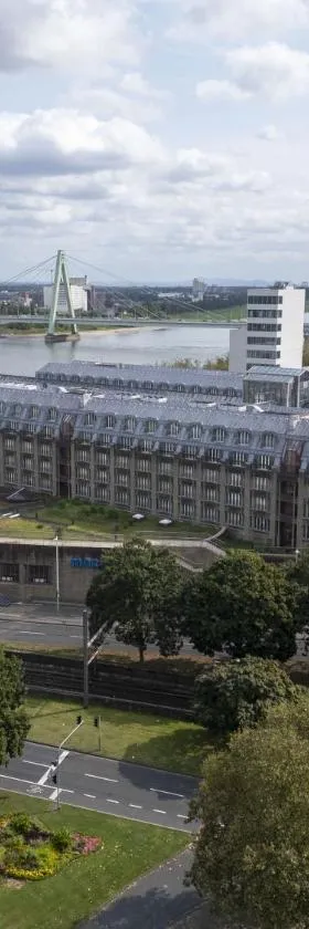 Maritim Hotel Köln, Hotel in Köln
