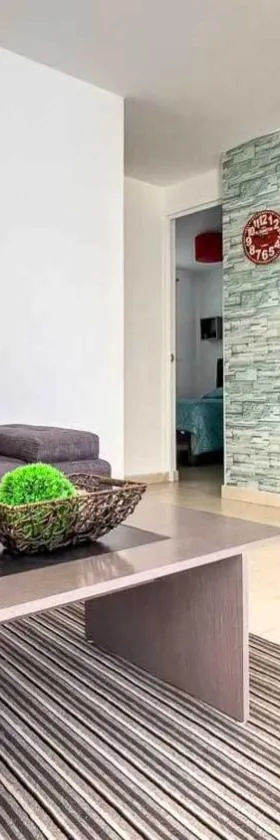 NEW Poliforum 2BR Modern Apartment, Hotel in Sofía