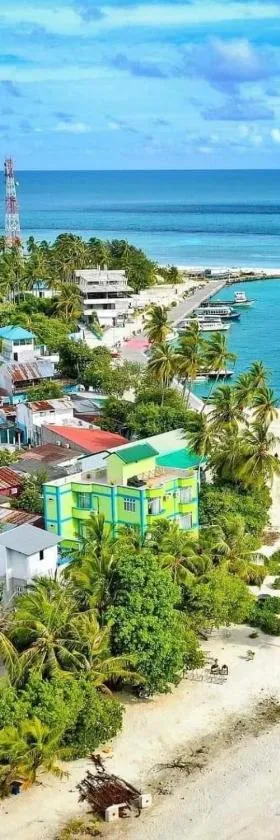 IRIS Beach Residence, Hotel in Guraidhoo