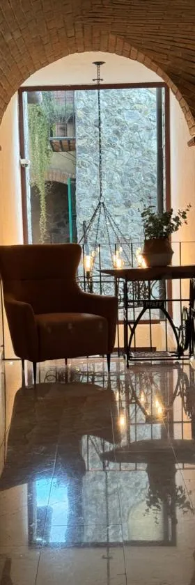 Porta Paradiso ValQuirico, Albergo Boutique, Hotel in Santeagueda