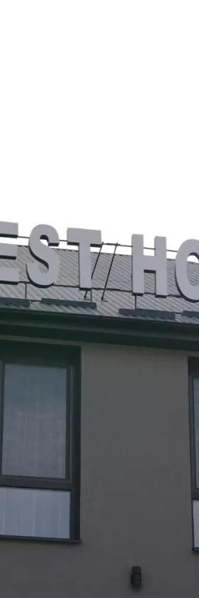 West Hotel, Hotel in Mostiska