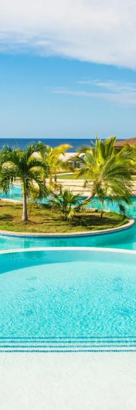 The Cliff Hotel, Hotel in Negril