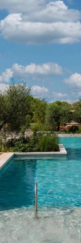 The best available hotels & places to stay near Lansargues, フランス