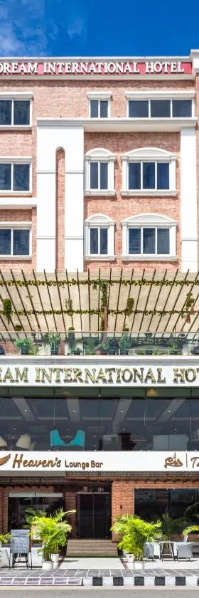 Dream International Hotel, Hotel in Rummindei