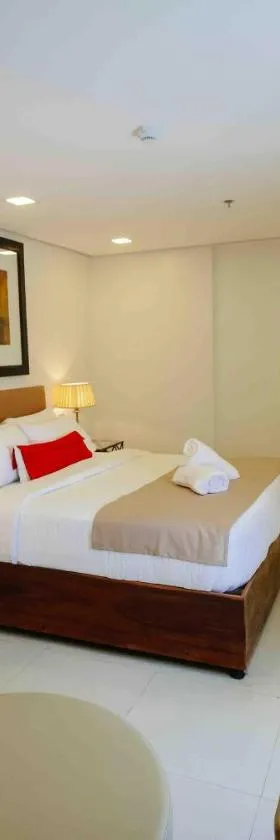 Belltower CSheLi Suites Bantay - Vigan, Hotel in Vigan City