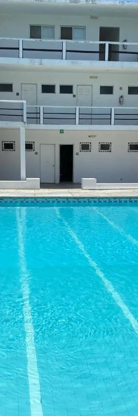 San Rafael, Hotel in Cuyutlán