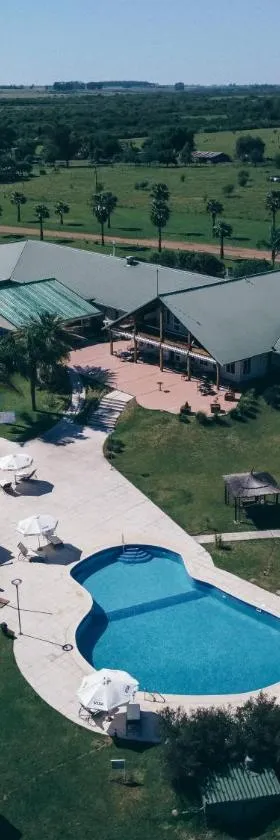 Los Naranjos Termal, Hotel in Termas del Daymán