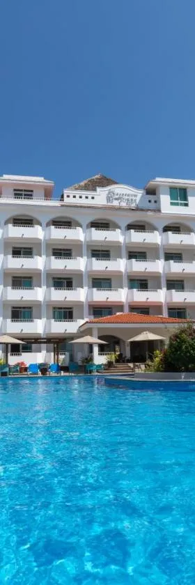 Torreblanca Beach Hotel and Suites Guayabitos - Desayuno y Comida Incluido, Hotel in Rincón de Guayabitos