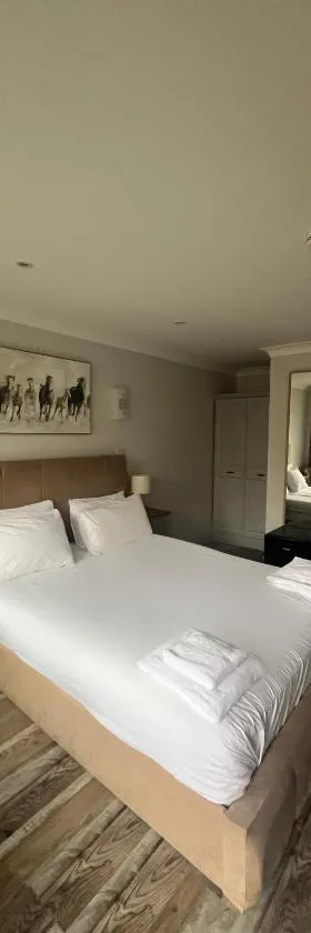Maple, Country Chalet in Pegsdon, Hotel in Hexton