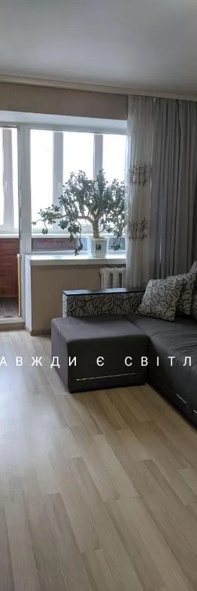 Apartment with balcony on Peremohy Avenue 43, Hotel in Tschernihiw