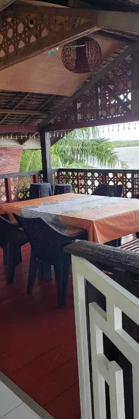 Mayets Seaside Treehouse, Hotel in San Agustin