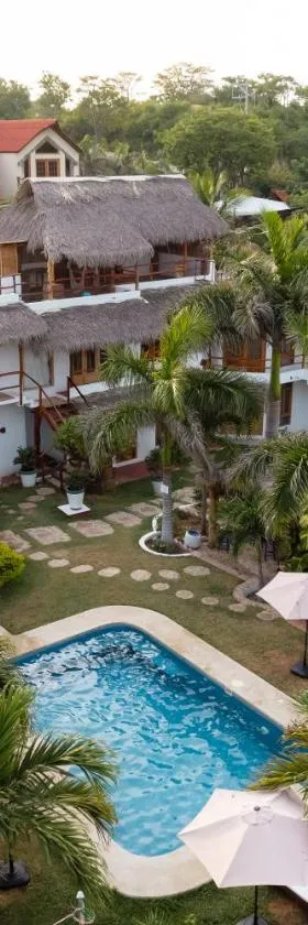 El Risco, Hotel in Cuatunalco