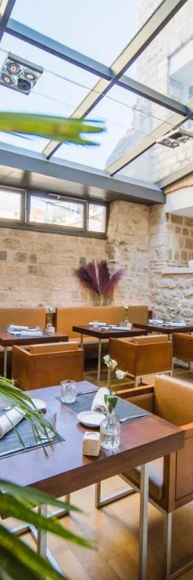 Hotel Vestibul Palace & Villa - Small Luxury Hotels Of The World, Hotel in Split