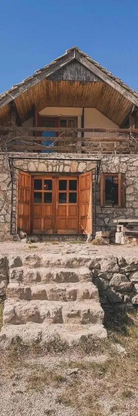 Mountain house Varda, Hotel in Ledenice