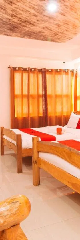 RedDoorz Plus @ Jollydays Hotel Nueva Ecija, Hotel in San Jose
