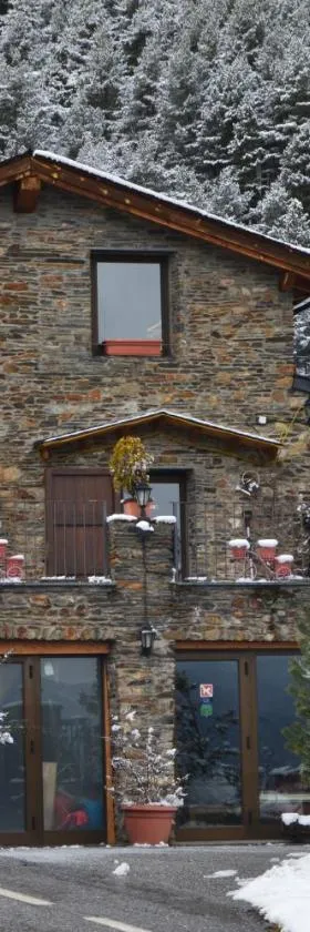 Hotel Parador de Canolich - Only Adults, Hotel in Bixessarri
