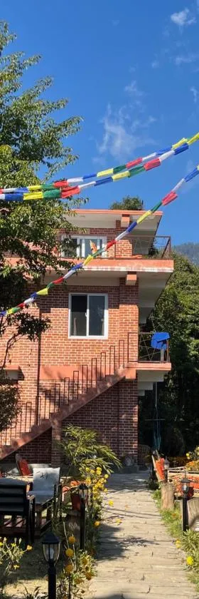 Les Terrasses Himalayan Resort, Hotel in Charikot
