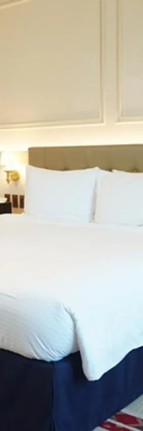 The Monarch Hotel, Hotel in Calasiao