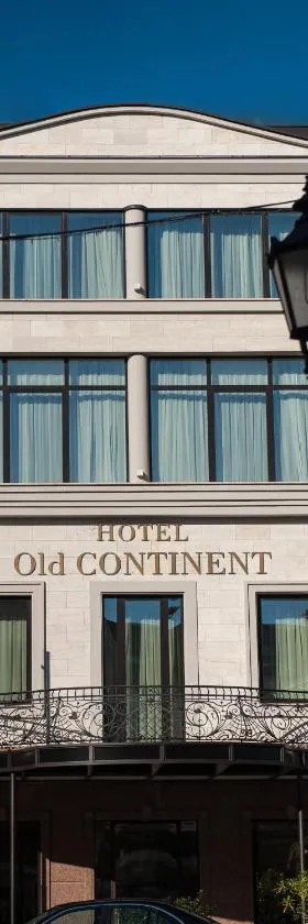 Old Continent Hotel, Hotel in Uschhorod