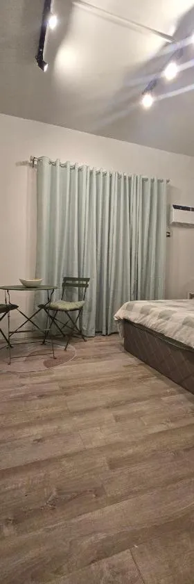 Olive and Oak Studio, Hotel in Bacolod City