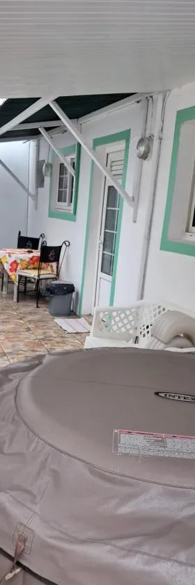 VILLA AU COEUR DE LA MARMITE, Hotel in Sainte-Marie