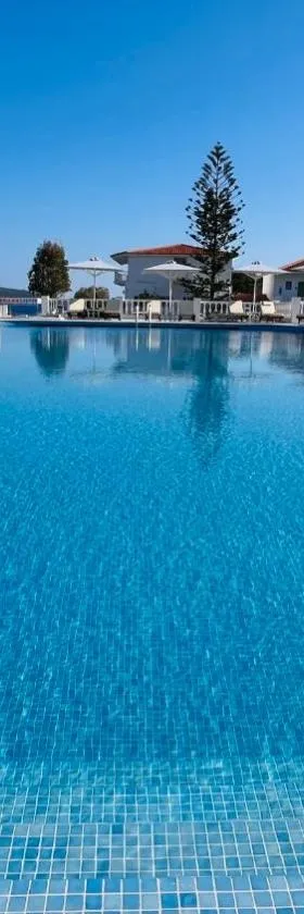 Sirenes Beach Resort, Hotel in Samos