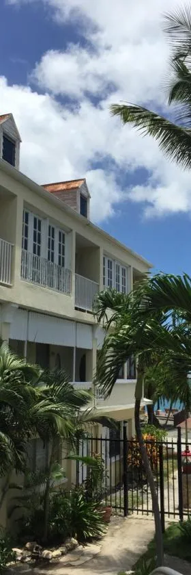 The Comanche A Club Inn of Christianted St Croix, Hotel in Christiansted