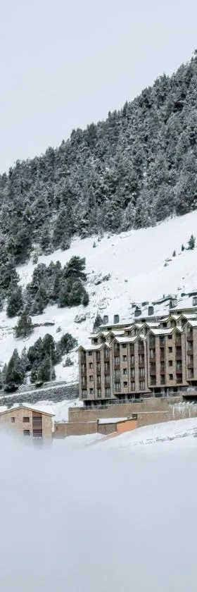 Apartaments Els Llacs, Hotel in Bordes d´Envalira